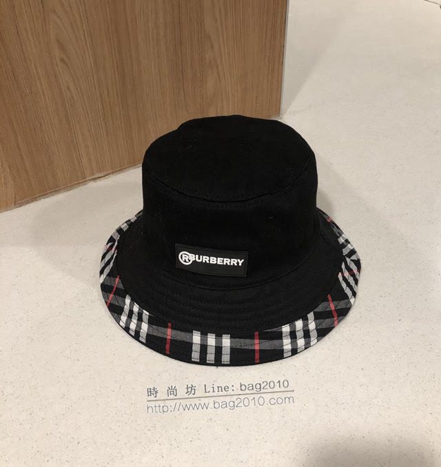 Burberry男女同款帽子 巴寶莉2021新款格子拼接純棉漁夫帽遮陽帽  mm1576